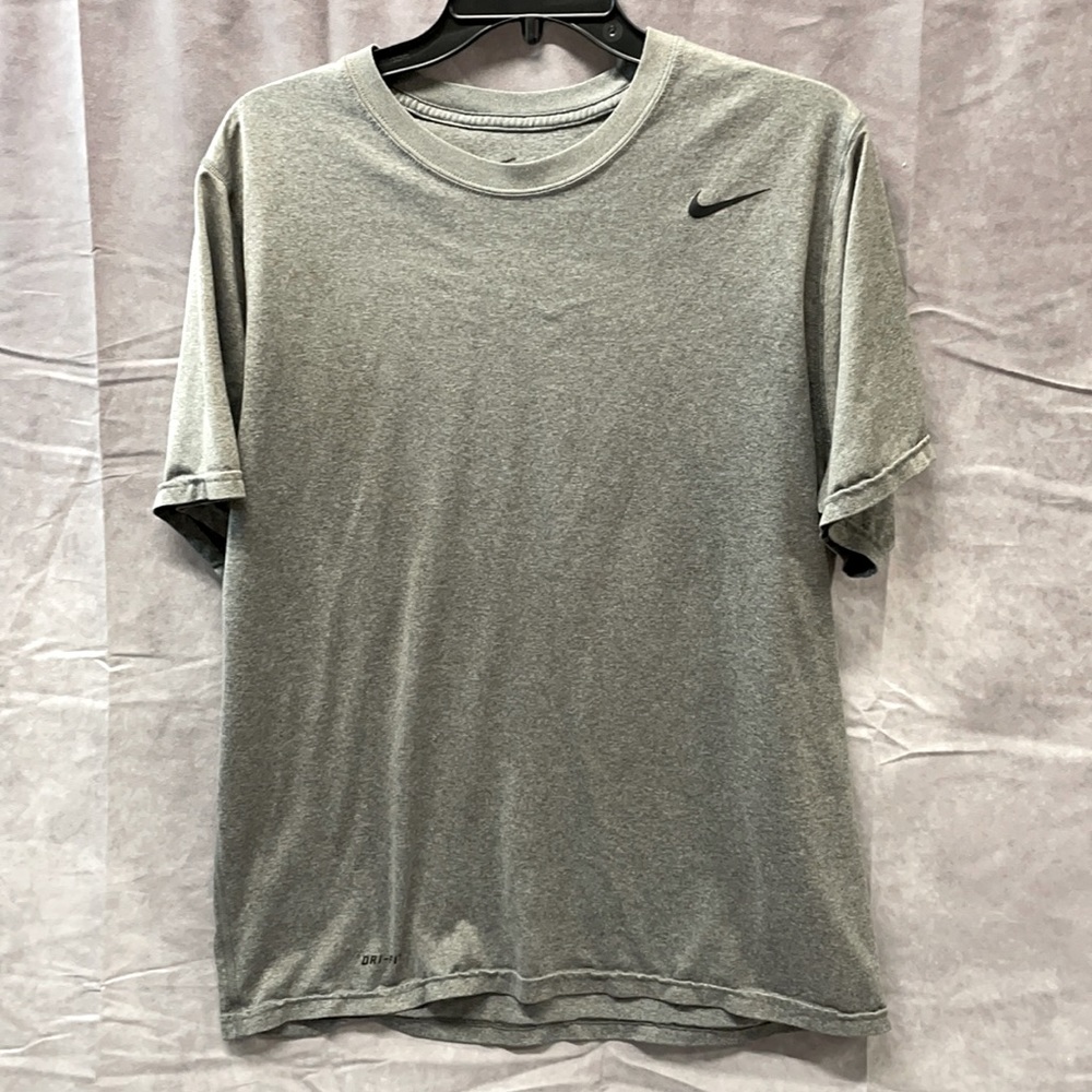Large gray Nike dry fit shirt